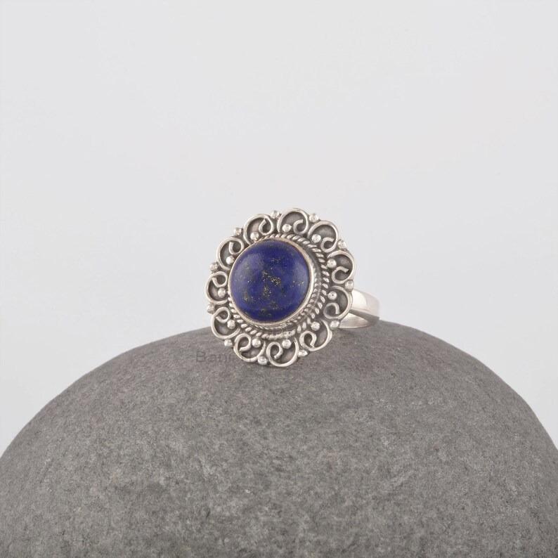 Круглое кольцо с лазуритом и драгоценным камнем, богемное кольцо, уникальный подарок, эффектное кольцо, серебряные подвески, серебро 925 пробы