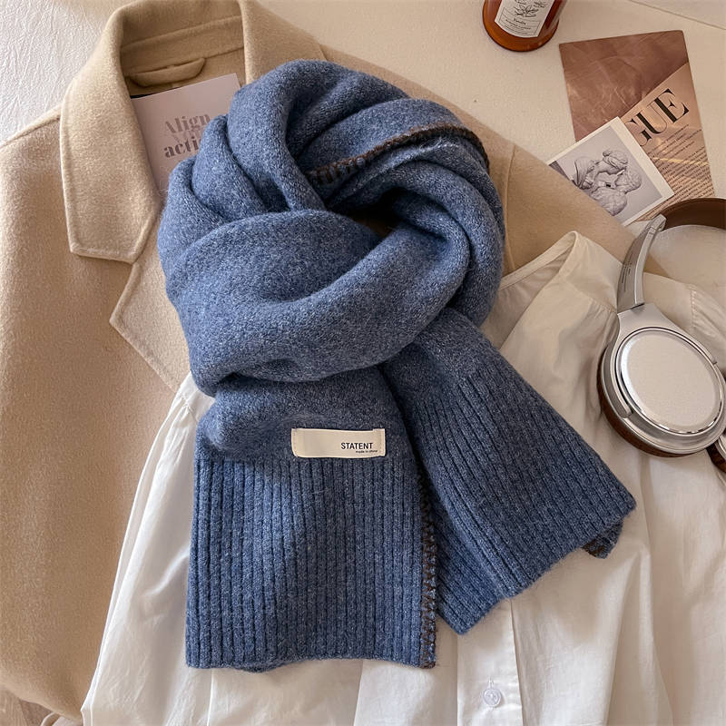 A Simple and Elegant Iins Style Knitted Lockstitch Scarf for Women A Versatile and Warm Scarf for Autumn and Winter