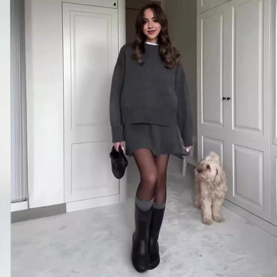 Комплект из 2 предметов: свитер, юбка, свитер, О-образный вырез, длинный рукав, трикотажные топы, мини-юбка А-силуэта средней посадки, однотонный повседневный наряд