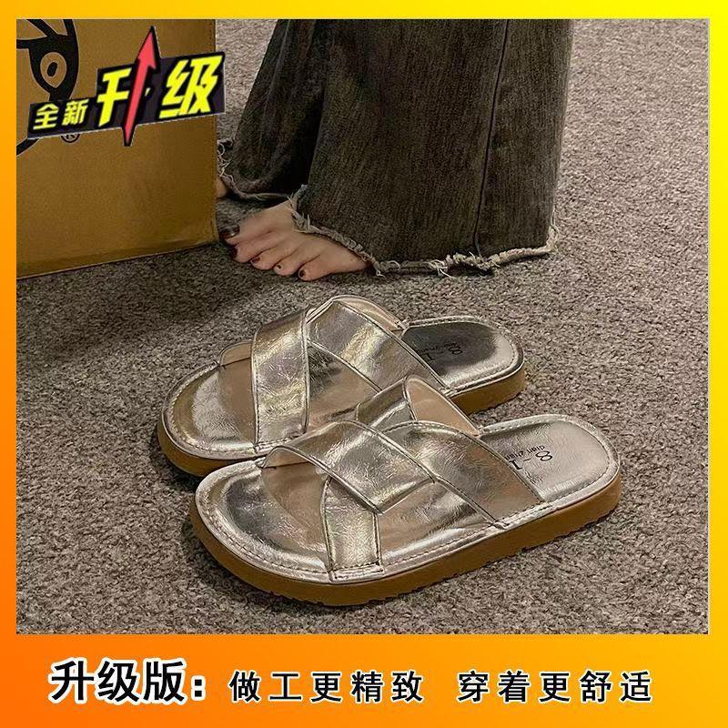 Popular one-word slippers for women wearing 2025 new summer high-end flat-bottomed non-slip pregnant women beach shoes