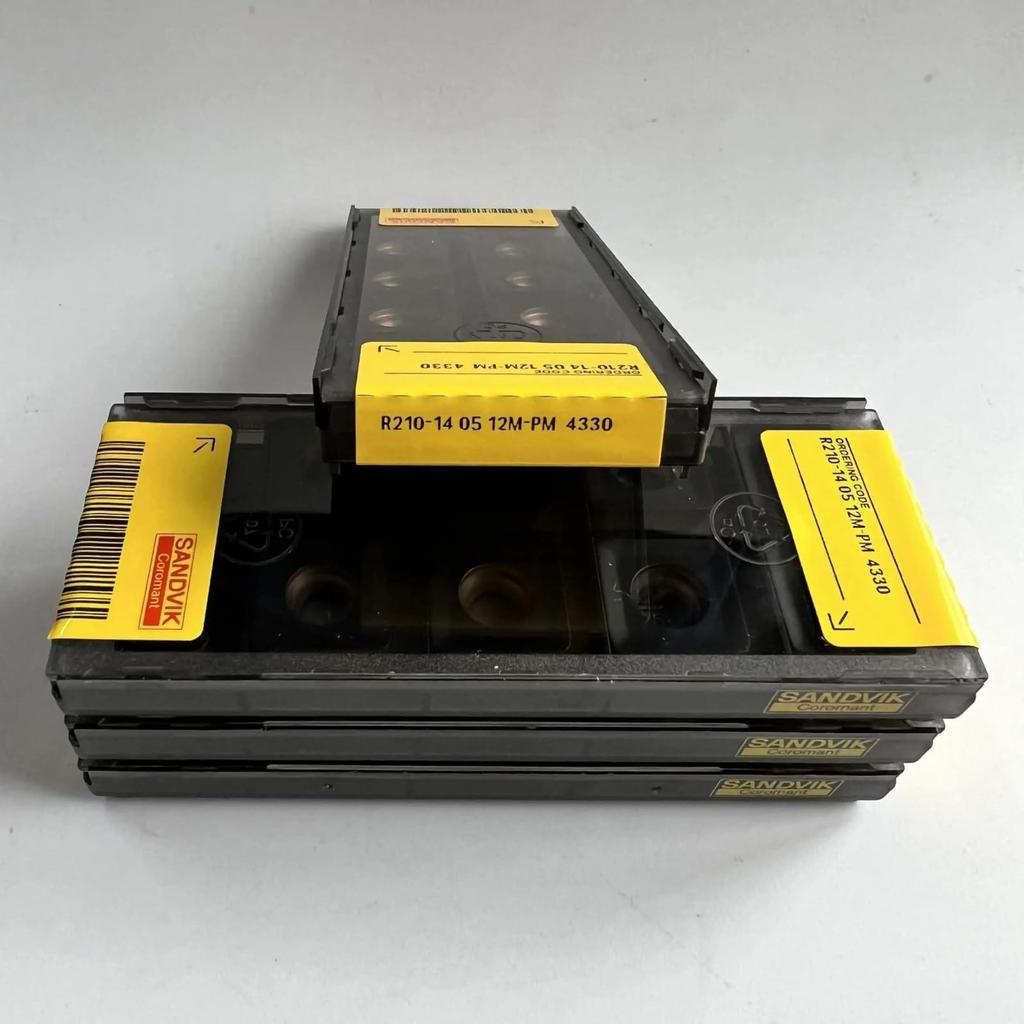 Original Sandvik / R210-140512M-PM 4330 / CNC Lathe Carbide Blade 10 PCS