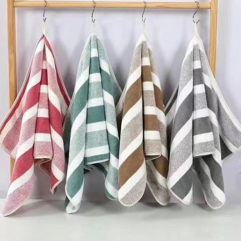 Thickened Absorbent Bath Towel Soft Face Towel for Home Bath Towel Cozy Towels for Daily Use Both Adult and Children