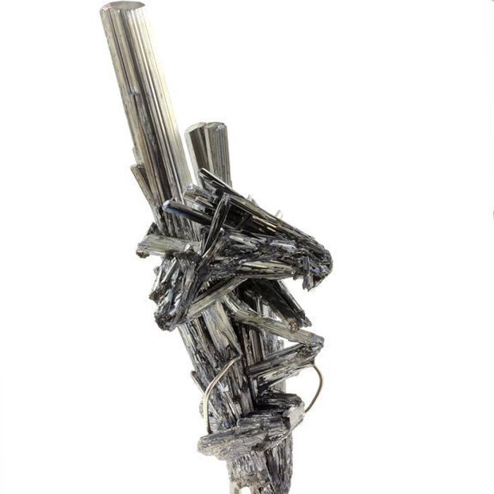 Pierres et Minéraux. Stibnite (21 cm). 2531.0 ct. Wuning Mine, Jiangxi, Chine.