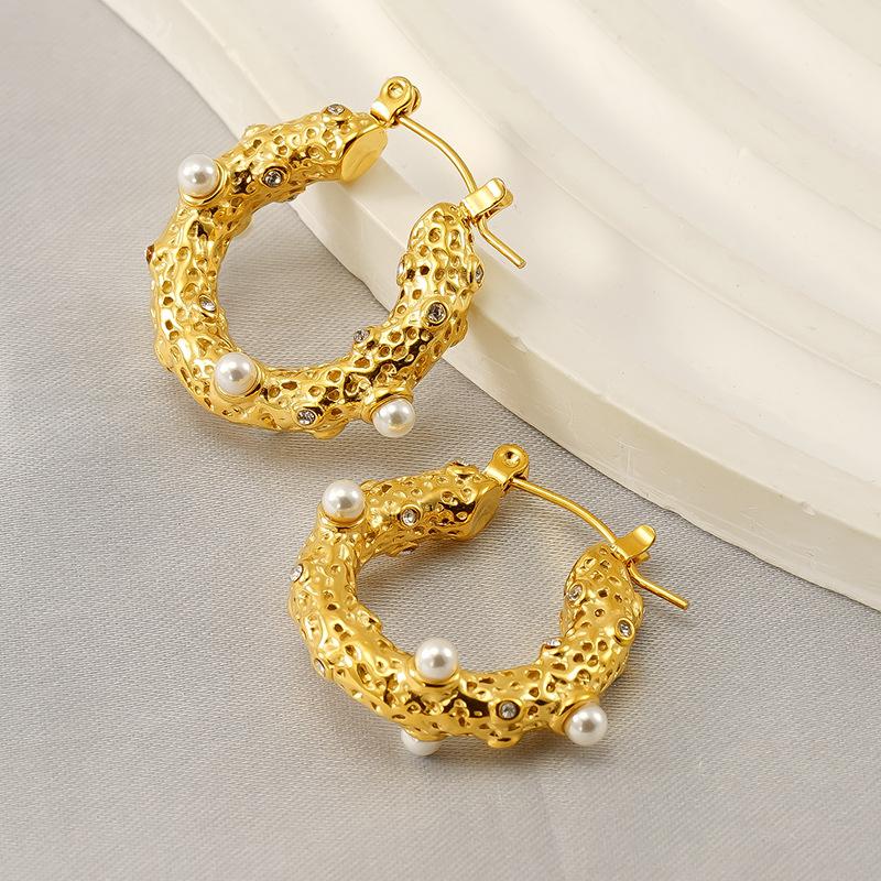 18k stainless steel pearl earrings women's fashion niche titanium steel temperament retro earrings ear buckles