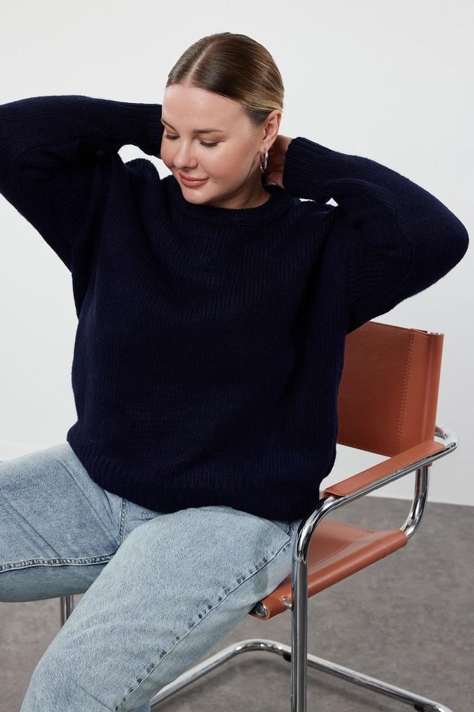 Women's Fashion Stylish Plus Size Sweater Navy Blue Crew Neck Soft Textured Knitwear Sweater
