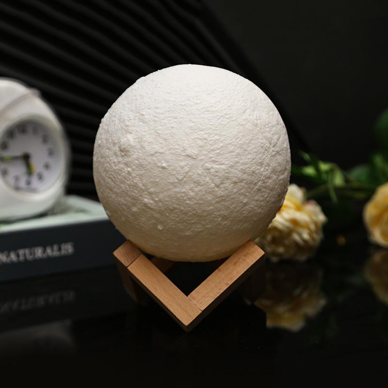 Персонализированный ночник-лампа в виде граффити Луны и планеты