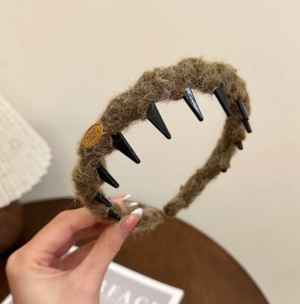 Retro Leopard Print Plush Headband - Non-Slip, Korean Style for Women, Perfect for Autumn and Winter Face Washing