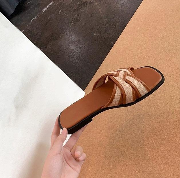 Sheepskin version~ square-headed straw-woven cross-toed slippers women's Korea 2025 summer irregular casual cool slippers