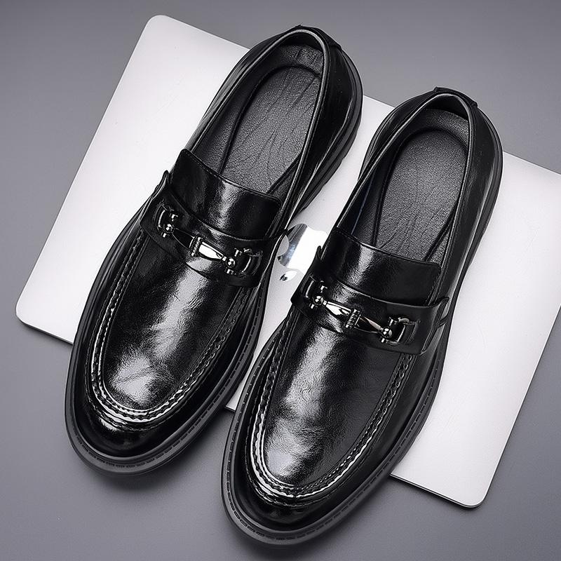 High Quality Men Casual Leather Doudou Shoes Lightweight Loafers Casual Business Dress Shoes England Comfy Flat Designer Shoes