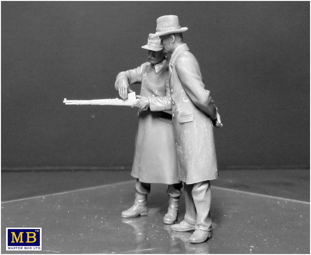 Master Box German Volkssturm 4 Figures 1 Woman Plastic Model MB35172 1/35 + 1944-45
