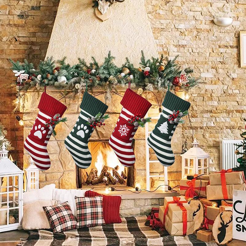 New Christmas Christmas Gifts Knitted Socks Pet Dogs And Cats Gift Bags Christmas Socks