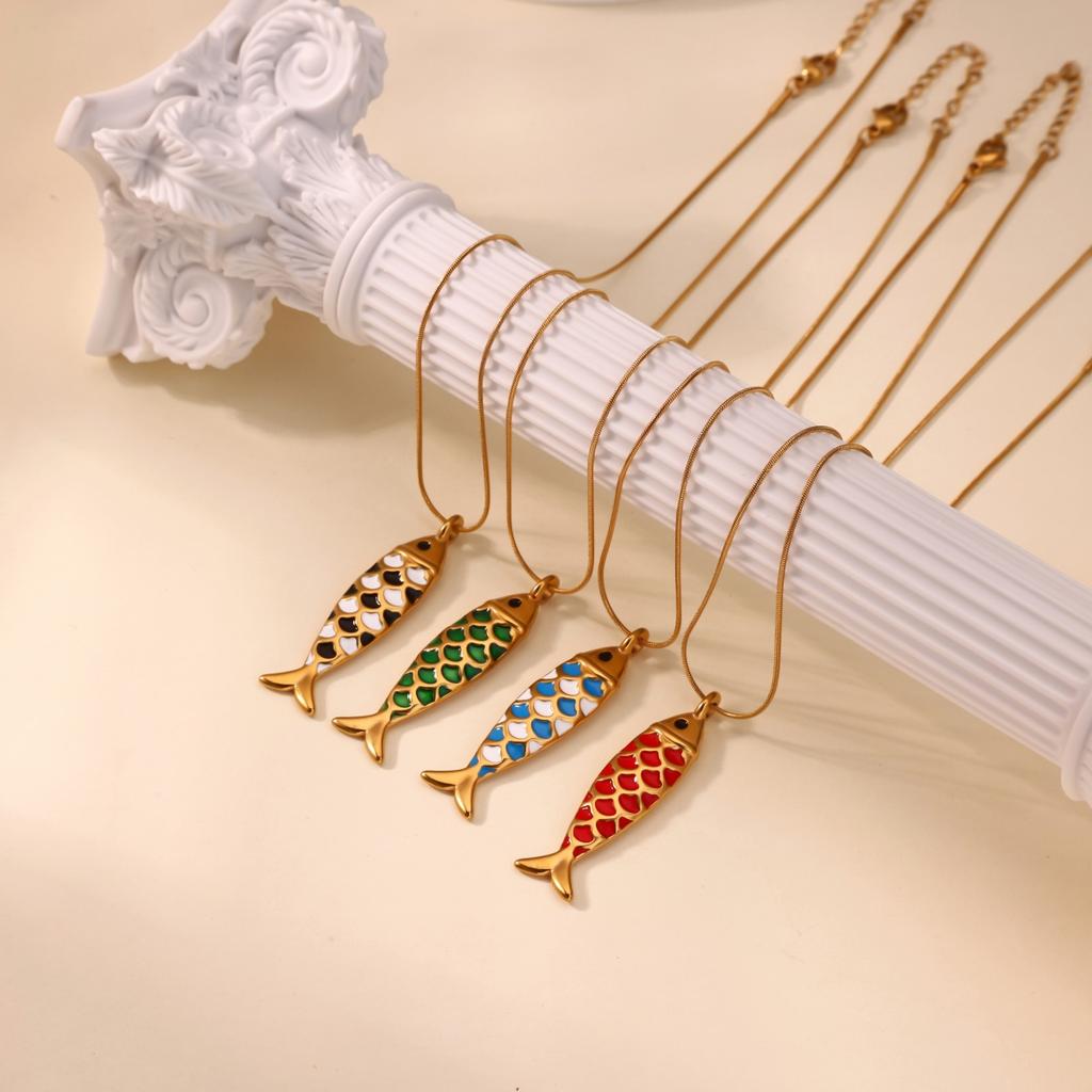 Цветная эмалевая подвеска-рыбка, ожерелье для женщин, мужчин, шарм, морская жизнь, женское ожерелье, змеиная цепочка, милые украшения из нержавеющей стали