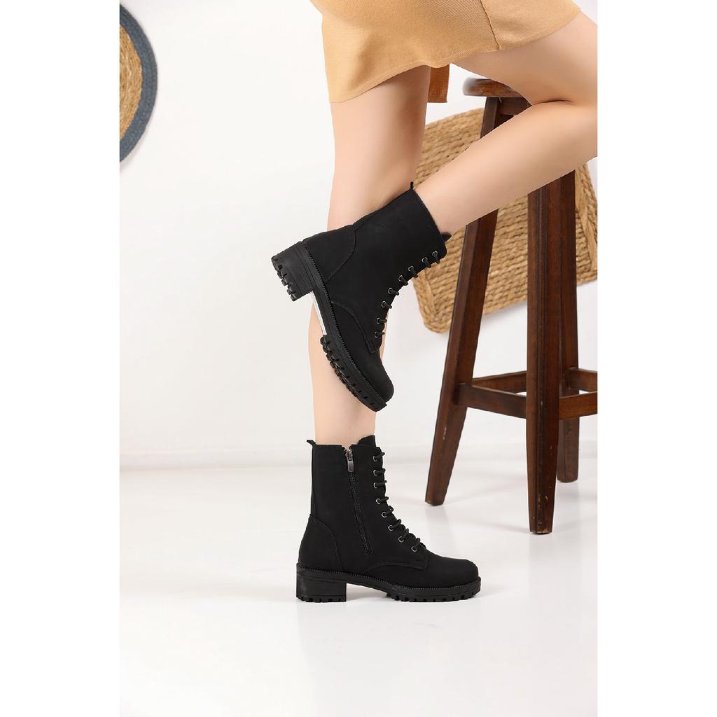 Женские зимние ботинки с длинными молниями и кружевом