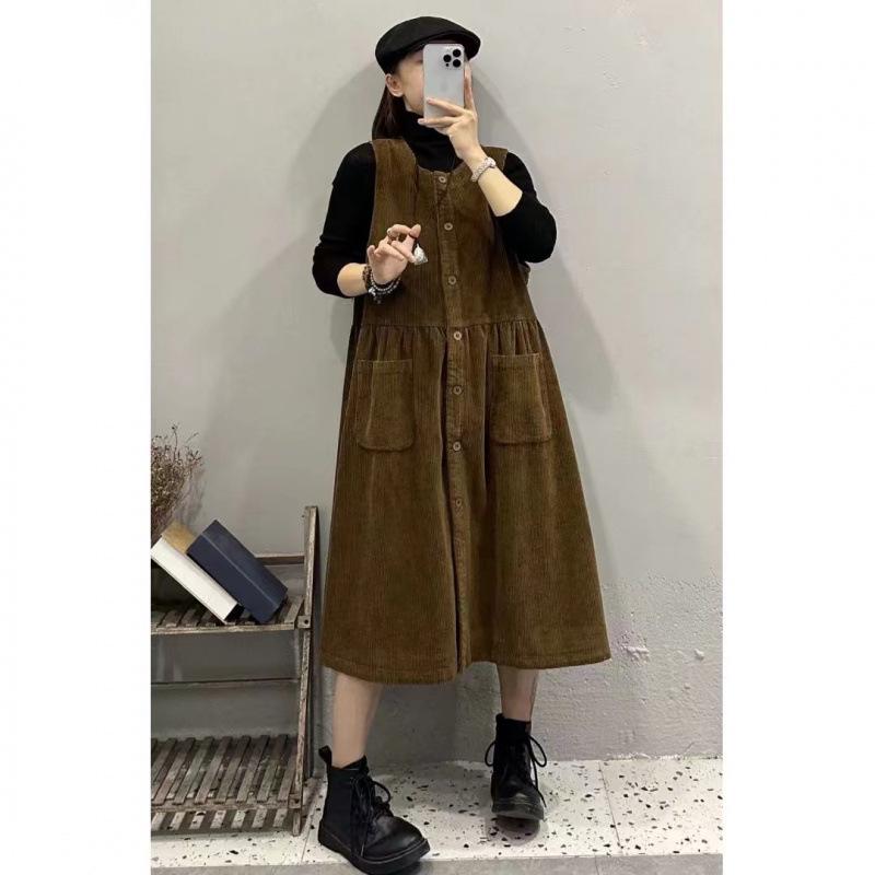 Платье-жилет из вельвета в стиле ретро осень/зима 2024 года — свободная, омолаживающая, универсальная юбка для женщин