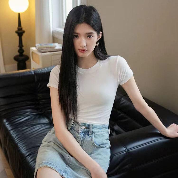 2025 Корейский стиль Приталенная однотонная футболка с коротким рукавом для женщин