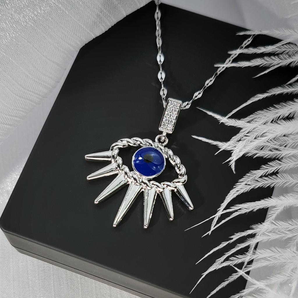 Devil'S Eye Necklace Female Design Personality Versatile Temperament Clavicle Chain