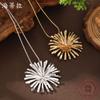 New Irregular Three-dimensional Small Daisy Pendant, Women's High-end Chrysanthemum Versatile Necklace