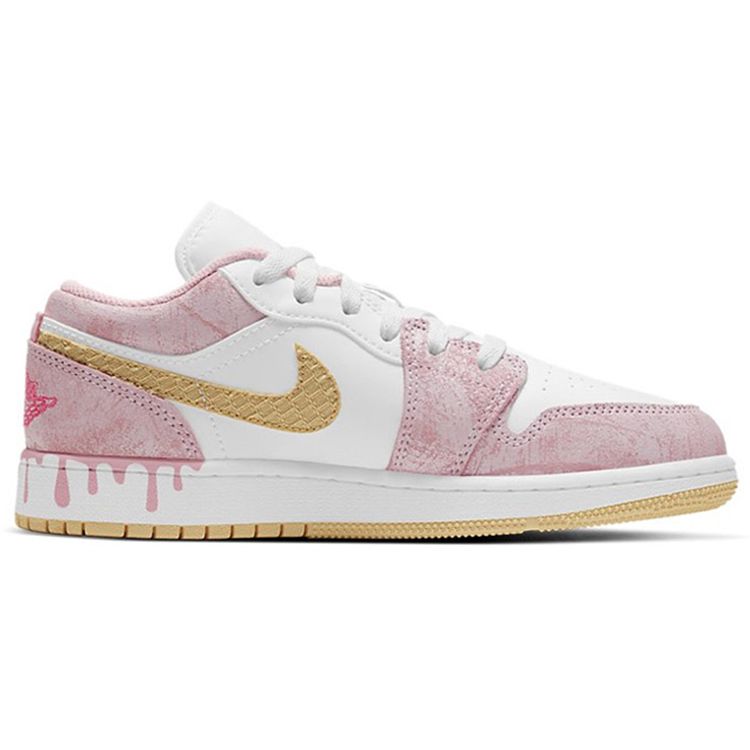 Детские кроссовки Air Jordan 1 Low GS Strawberry Ice Cream Розовый Arctic-Punch Pale-Vanilla CW7104-601