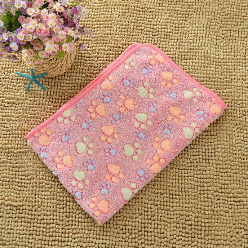 Flannel Pet Blanket,Cute Dog Paw Print Blanket Pet Mat for Puppy Kitten Warm and Comfortable Blanket Suitable for Cats and Dogs