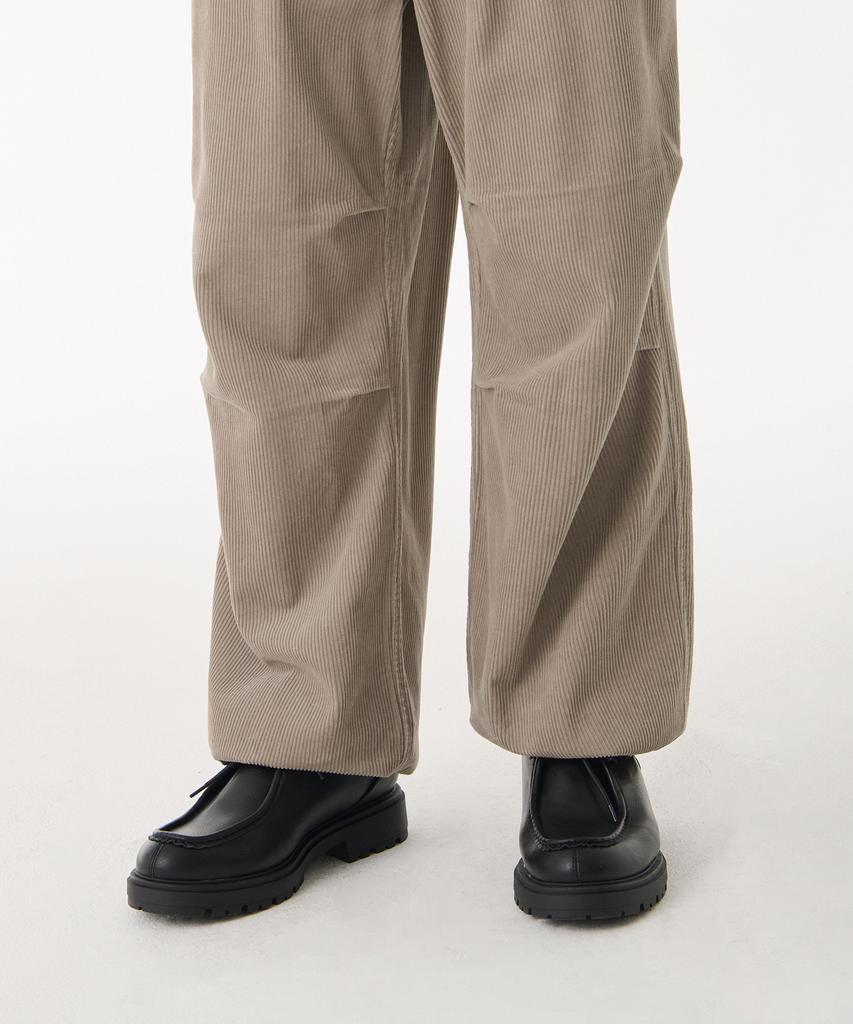 MUSINSA STANDARD Corduroy Parachute Pants [Light Beige]