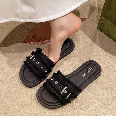 Шлепанцы женские летние модные 2025 новые с юбкой на плоской подошве шлепанцы на перемычке повседневные универсальные пляжные крутые шлепанцы