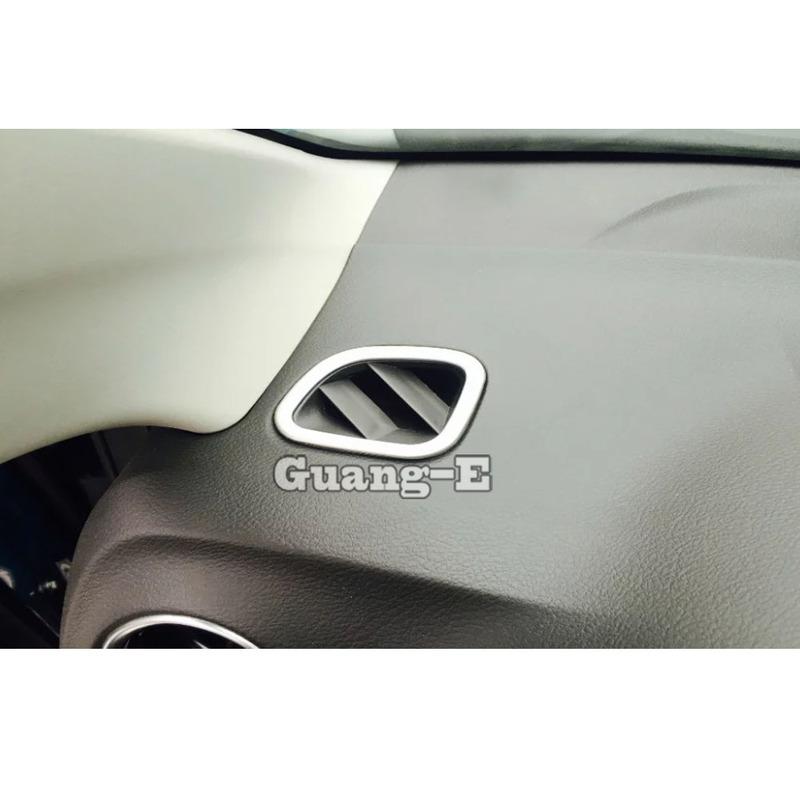 For Suzuki Vitara 2016 2017 2018   Car Styling Cover Garnish Detector Trim Front Air Condition Outlet Vent Frame 2PCs