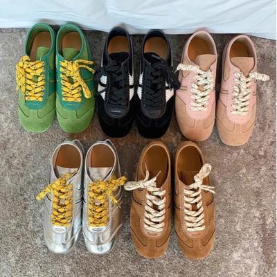 Мягкая кожа мягкая подошва ретро немецкие тренировочные туфли женские кожаные на шнуровке плоские повседневные кеды 2025 осень и зима новая обувь Форреста Гампа