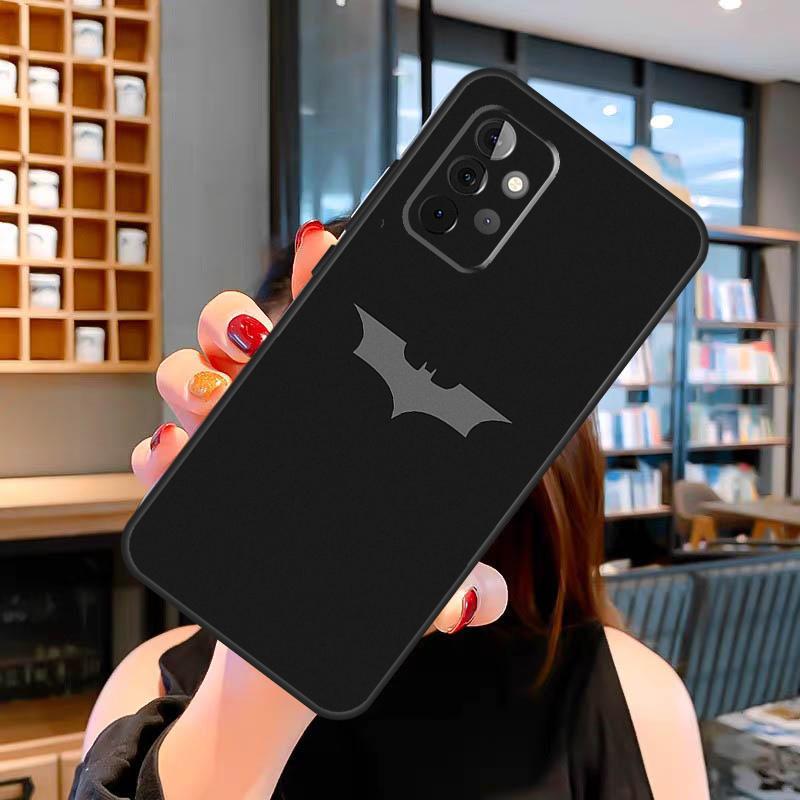 Чехол Бэтмен для Samsung Galaxy A33 A06 A05 A16 A26 A36 A56 A32 A52 A15 A53 A13 A34 A54 A14 A35 A55