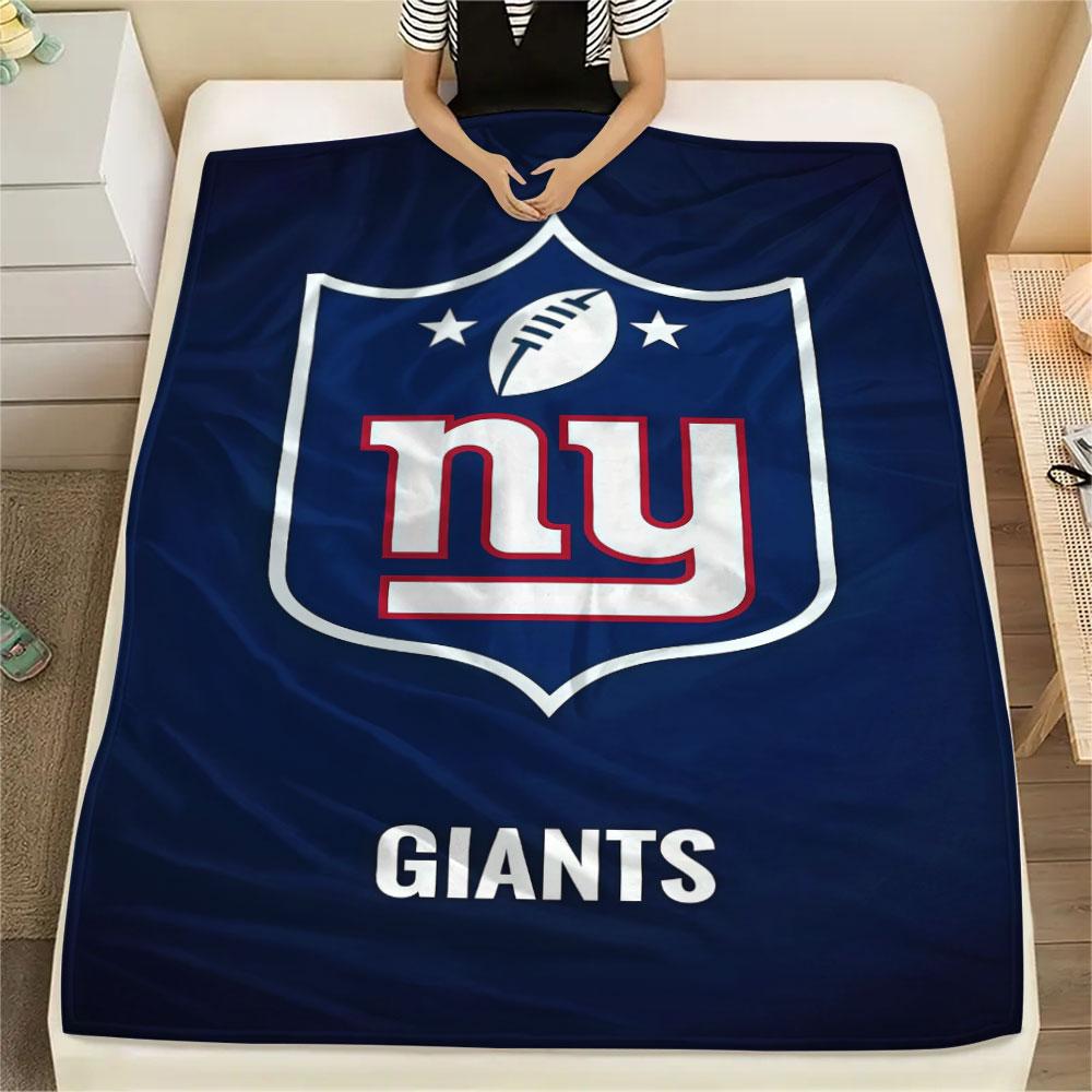 New York Giants Printed Flannel Blanket, soft throw for bedroom sofa, washable, fan merchandise, great gift.