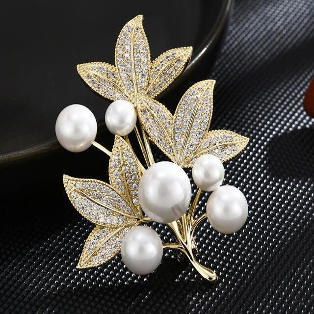 Fashion Flower Brooches For Women Lapel Pins Clothing Wedding Party Jewelry Gifts
