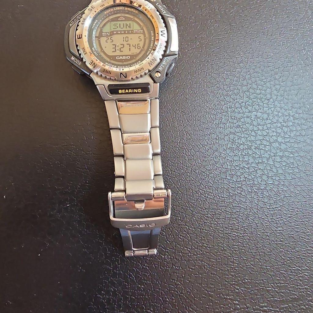 Б/у Мужские часы CASIO Pro Trek