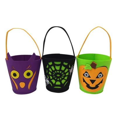 Пакеты на Хэллоуин из цветного фетра 15 см – Trick or Treat ( Случайный цвет ) - Упаковка из 3 шт.