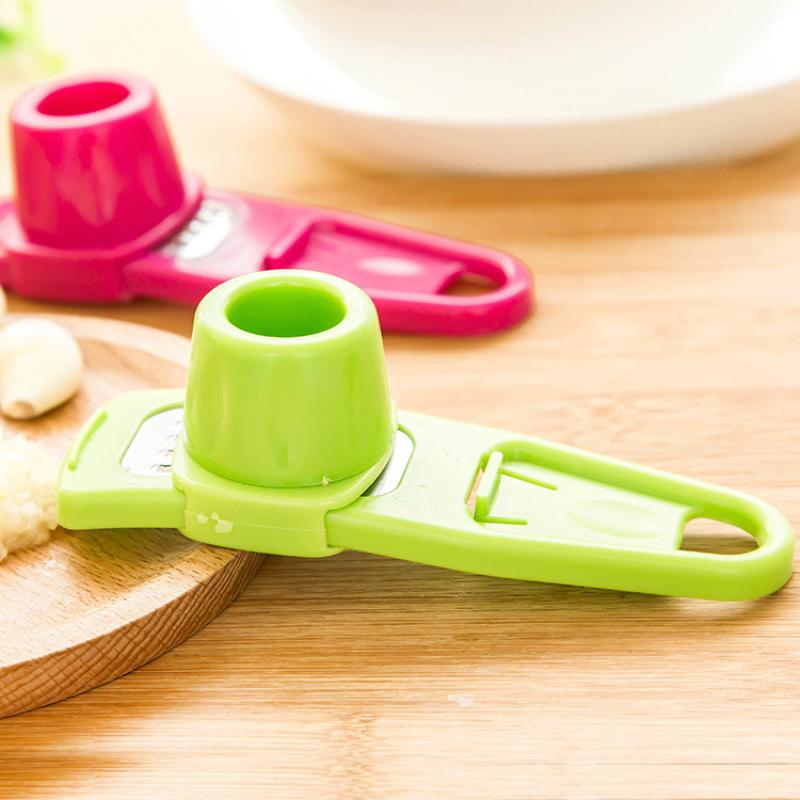 1 Pcs Mini Garlic Grinder Creative Garlic Press Kitchen Garlic Mash Manual Garlic Mashing Green Kitchen Gadgets
