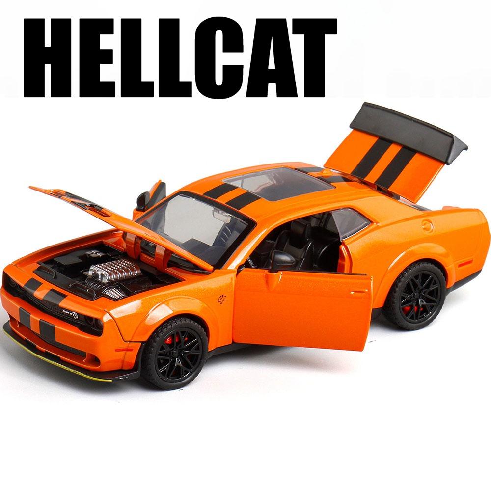 1:Модель игрушечного спортивного автомобиля Hellcat Charger в масштабе 32, со звуком и светом, литая из сплава, модели суперкаров, игрушки, праздничные подарки для парня