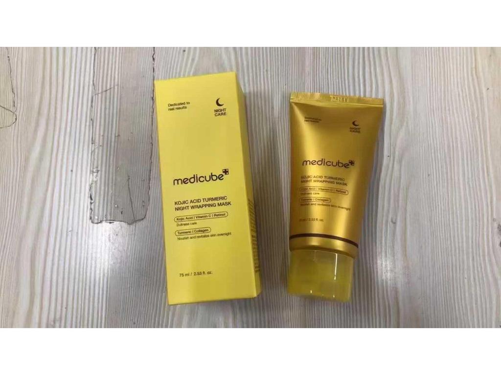 Набор коллагеновой уходовой косметики Kim Hee-sun от Medicube – Сыворотка-ампула, Сыворотка, Солнцезащитный крем, Средство для умывания, Глиняная маска