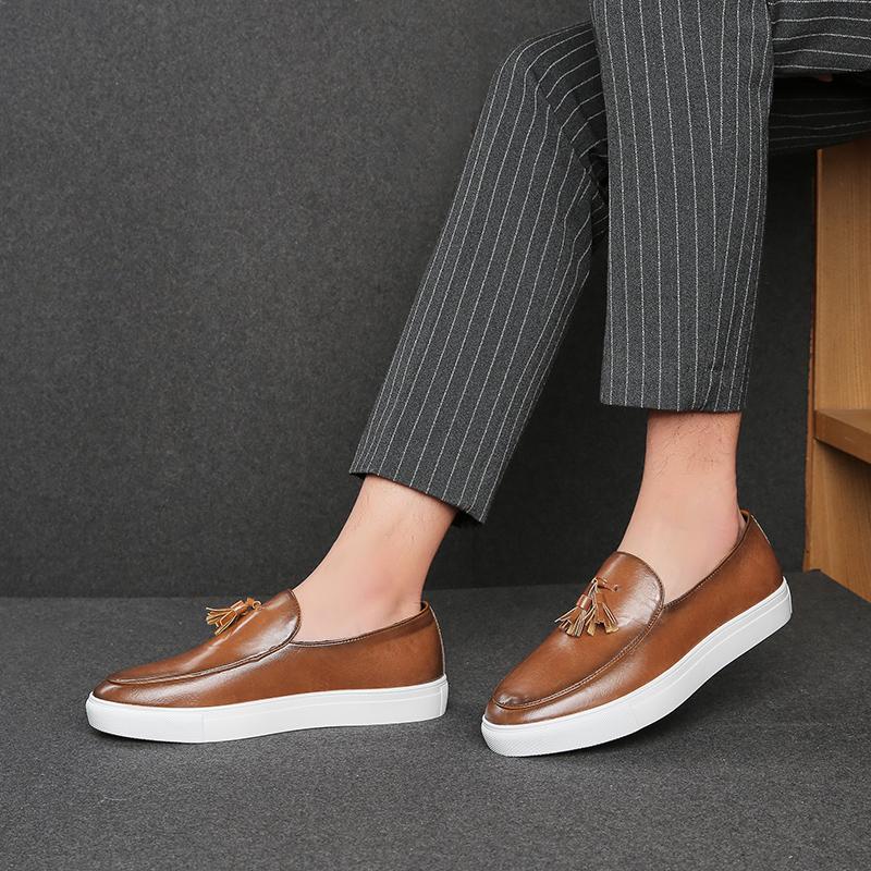 FashionLeather Mens Loafers Luxury Slip-on Boat Tassel Shoes Autumn Tassel Loafers Flats Social Shoes for Men Moccasins