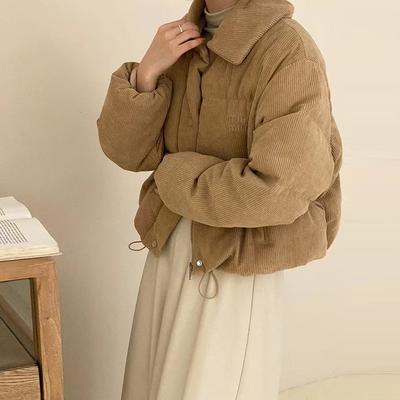 Японская короткая пуховая куртка с маленьким лацканом женская 2025 зимняя мода вельветовая теплая маленькая корейская версия хлебная одежда