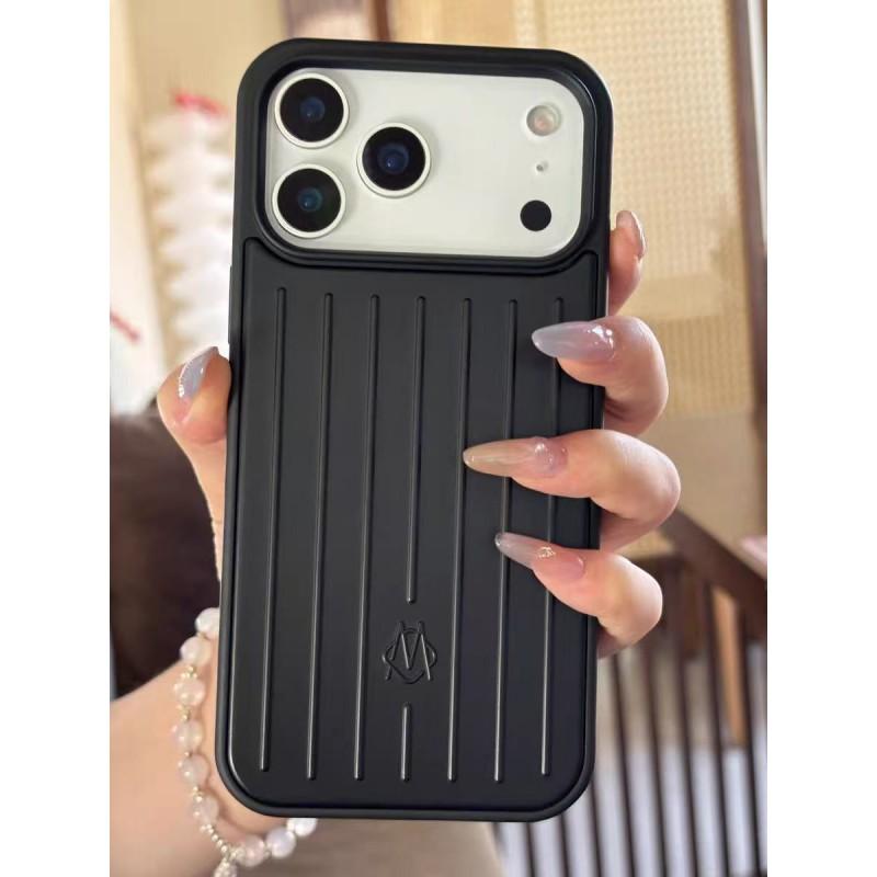 Magnetic Phone Case IPhone 17 Pro Max Aluminum Magnesium Alloy Full Cover Luxury Slim Fit With MagSafe Compatibility