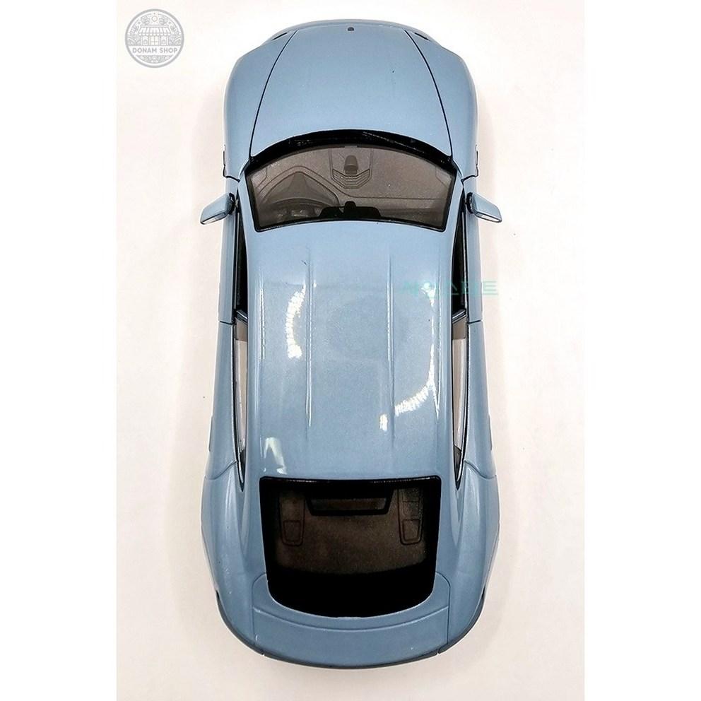 Welly Модель автомобиля Porsche Taycan из литого металла 1:24 Масштаб