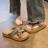 Шлепанцы на толстой подошве, популярные в интернете, женские, 2025, новые, популярные, для лета, с высокой ценностью, для выхода, красивые сандалии