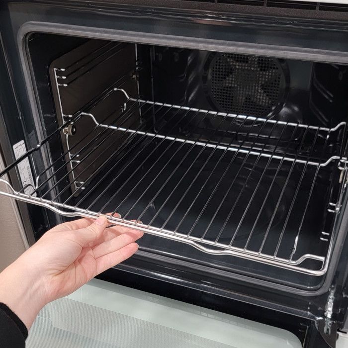 Grille métallique - SIEMENS - HZ634000 - Conçu pour Four - Fours colonnes &amp; appareils compacts