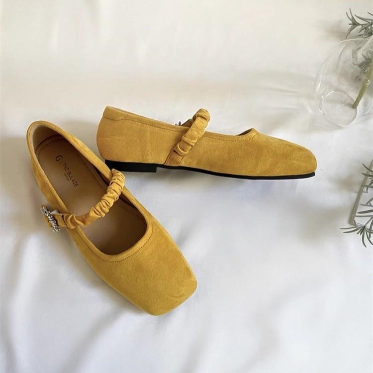 Вечерний бриз нежный мелкий рот балетки Мэри Джейн женские туфли 2025 новое лето с юбкой низкий каблук темперамент одиночные туфли