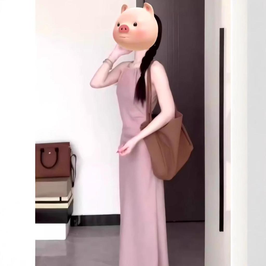 Приталенное летнее платье в стиле ретро хай-энд на бретелях-халтер