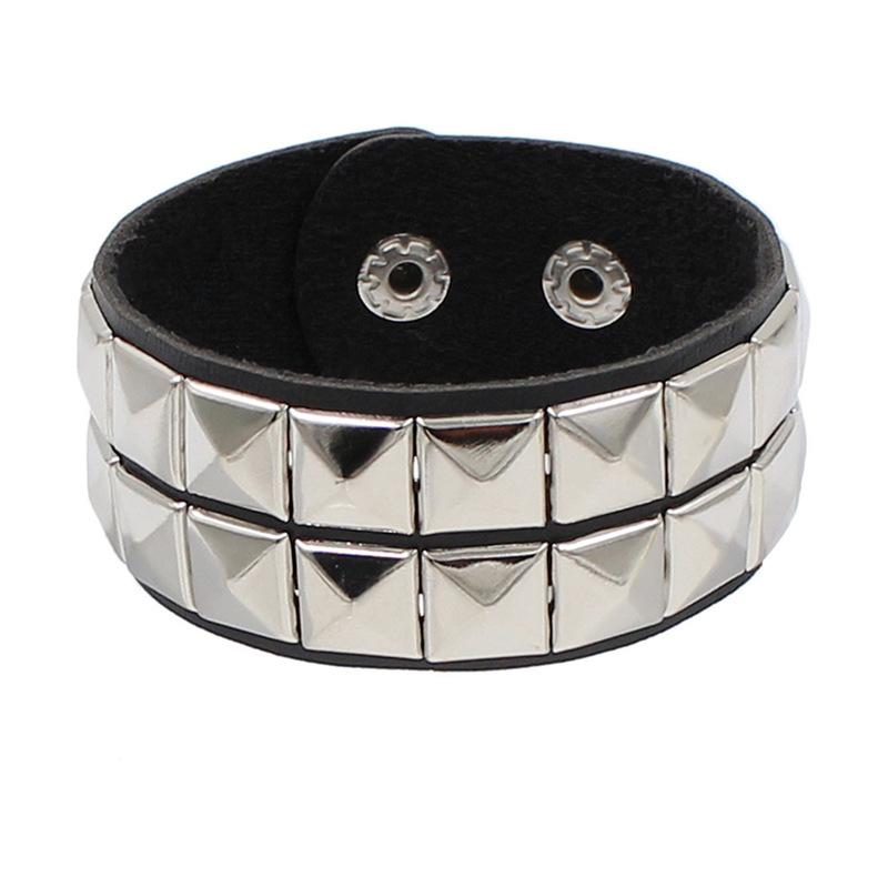 New Black Punk Spike Rivets Bracelets For Women Stud Bracelet PU Leather Charm Cuff Bracelets Cuff Bangles Jewelry Party Gift