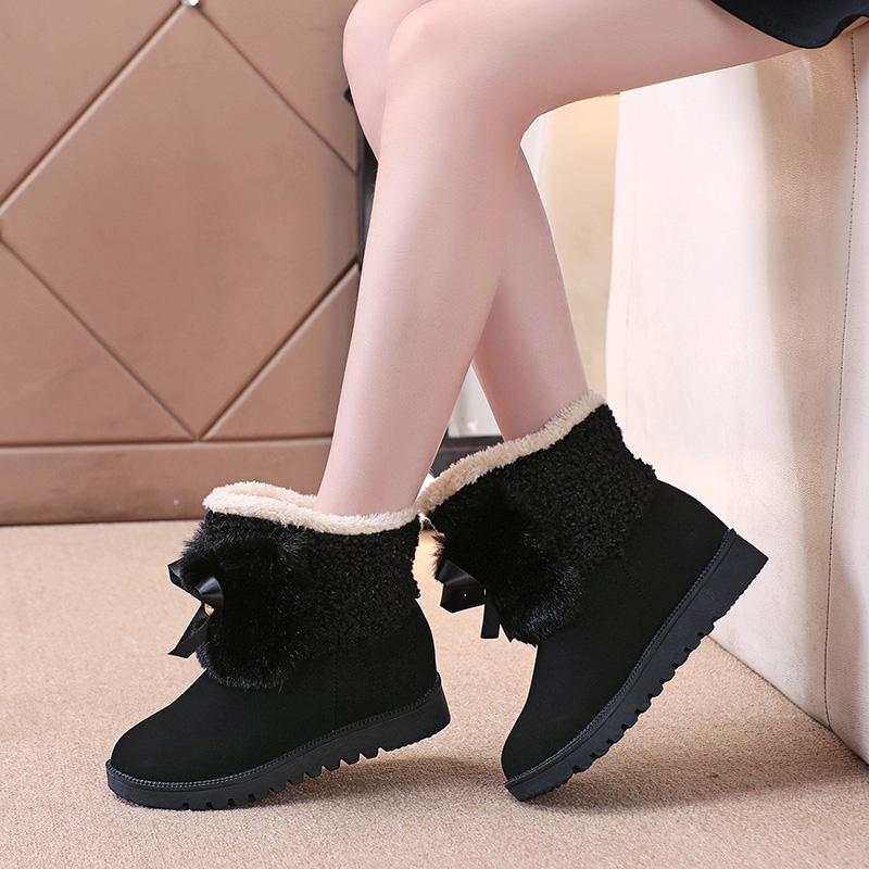 Женские ботинки 2024 года, зимние ботинки, модные мягкие зимние ботинки, короткие ботинки без застежек, милые женские ботинки с бантом, сохраняющие тепло, нескользящие ботинки