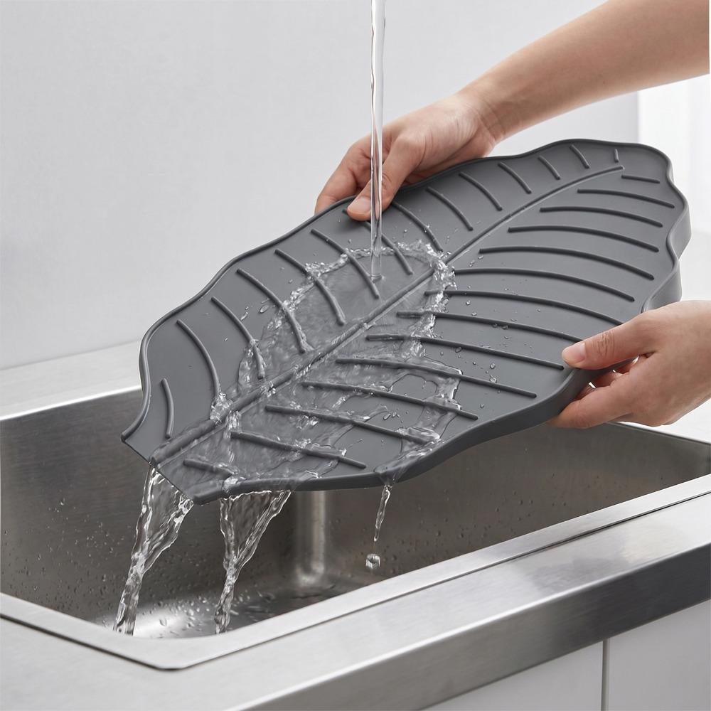 Silicone Leaf Shape Kitchen Dish Draining Mat Non-Slip Pot Holder Kitchen Utensil