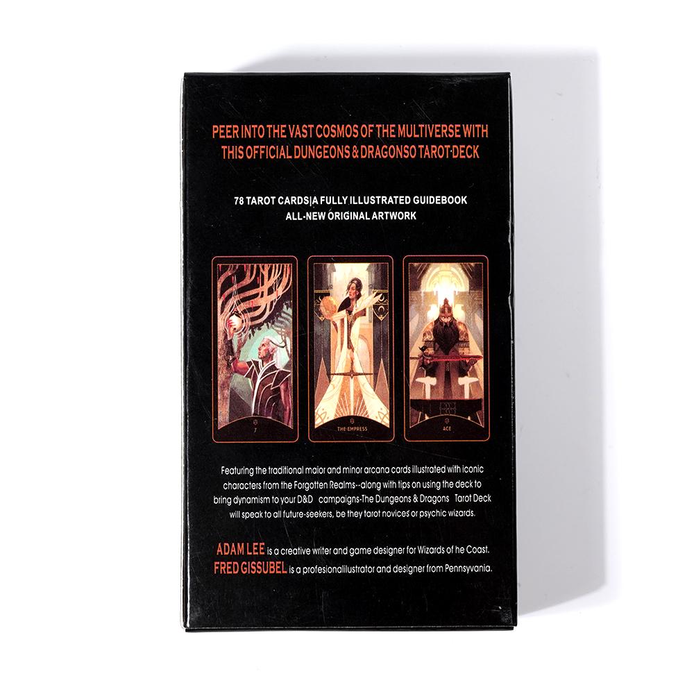 Колода из 78 карт Таро «Подземелья и Драконы» с персонажами и существами, а также картами Старших и Младших Арканов