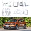 Совместим с Suzuki Vitara 2017 года выпуска: Зеркало заднего вида, Накладка на дверную ручку, Рамка рычага переключения передач, Центральная решетка, Внутренний подлокотник, Внутренняя ручка и другие элементы отделки.
