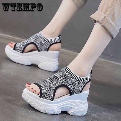 Сандалии-гладиаторы с открытым носком на танкетке, повседневная женская обувь в стиле ретро, ​​черная зауженная обувь на платформе из эластичной ткани