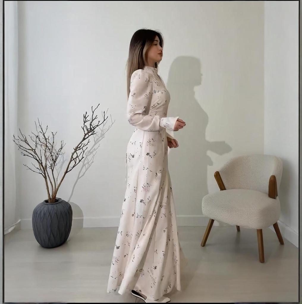 Летнее платье 2025 года европейско-американского кросс-бордерного стиля с высоким воротом и завязками: Национальный костюм в китайском стиле с современным модным принтом